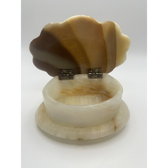 Vintage Onyx Carved Seashell Hindged Footed Trinket Jewelry Stash Box - Picture 3 of 9